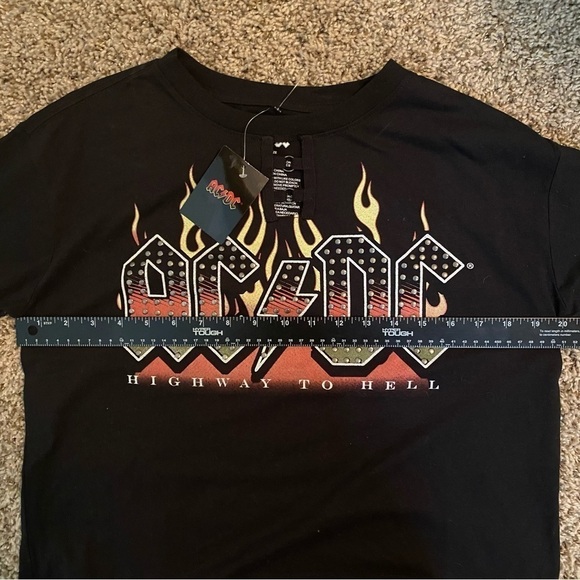 AC/DC ACDC Graphic Cropped Black Highway To Hell Tee Sz Large - Picture 7 of 10